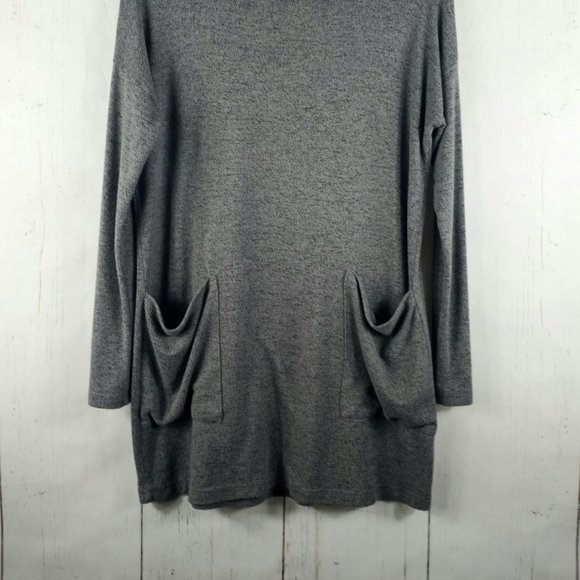 Cherish Tunic - Picture 2 of 5